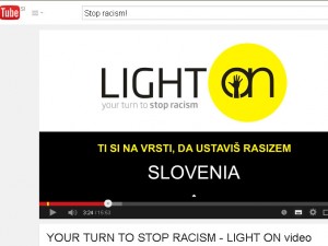 Predvajanje videa “Stop rasizmu!”