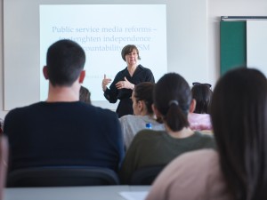 Prispevek k razpravi o medijih v Črni gori