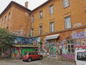 Response to the attack of the Ministry of Culture on non-governmental organizations at No. 6 Metelkova Street