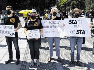 Z onemogočanjem Slovenske tiskovne agencije vlada dela proti demokraciji, proti obveščenosti in varnosti prebivalstva