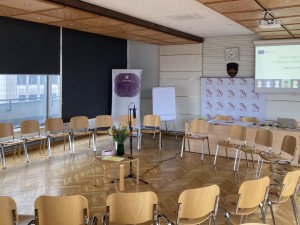 Prvi zbor občank in občanov o medijih in demokraciji v Sloveniji identificira ključne izzive na področju medijev
