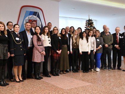 Education on the procedural rights of suspects and accused persons