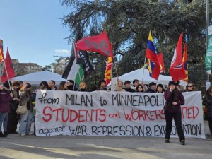 (POGLED) Milano v senci olimpijskega plesa ali – uprizarjanje nadzora